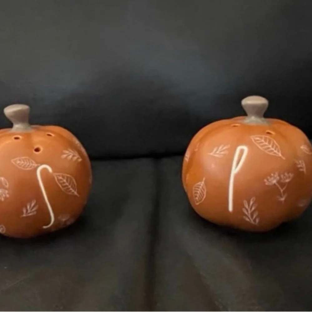 Thanksgiving Rae Dunn Pumpkin Salt and Pepper Shakers